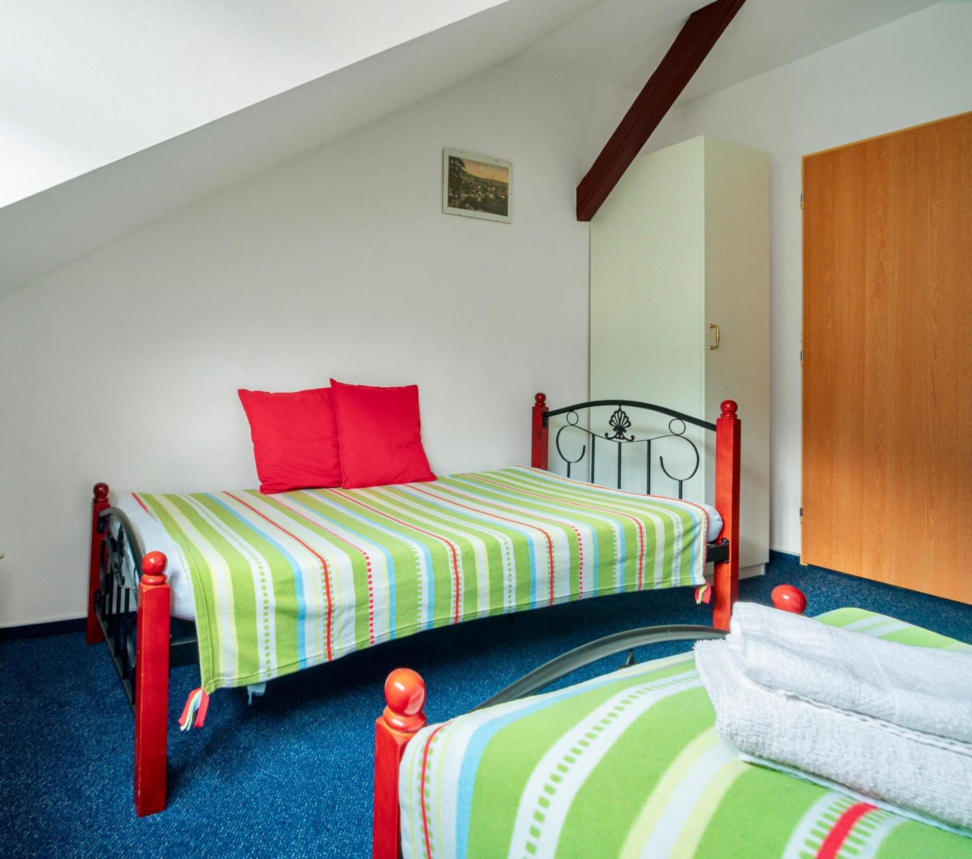 Hotel Ostende Chocerady المظهر الخارجي الصورة